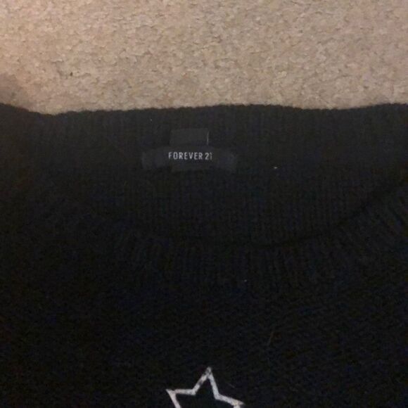 Sweater   - Picture 2 of 2